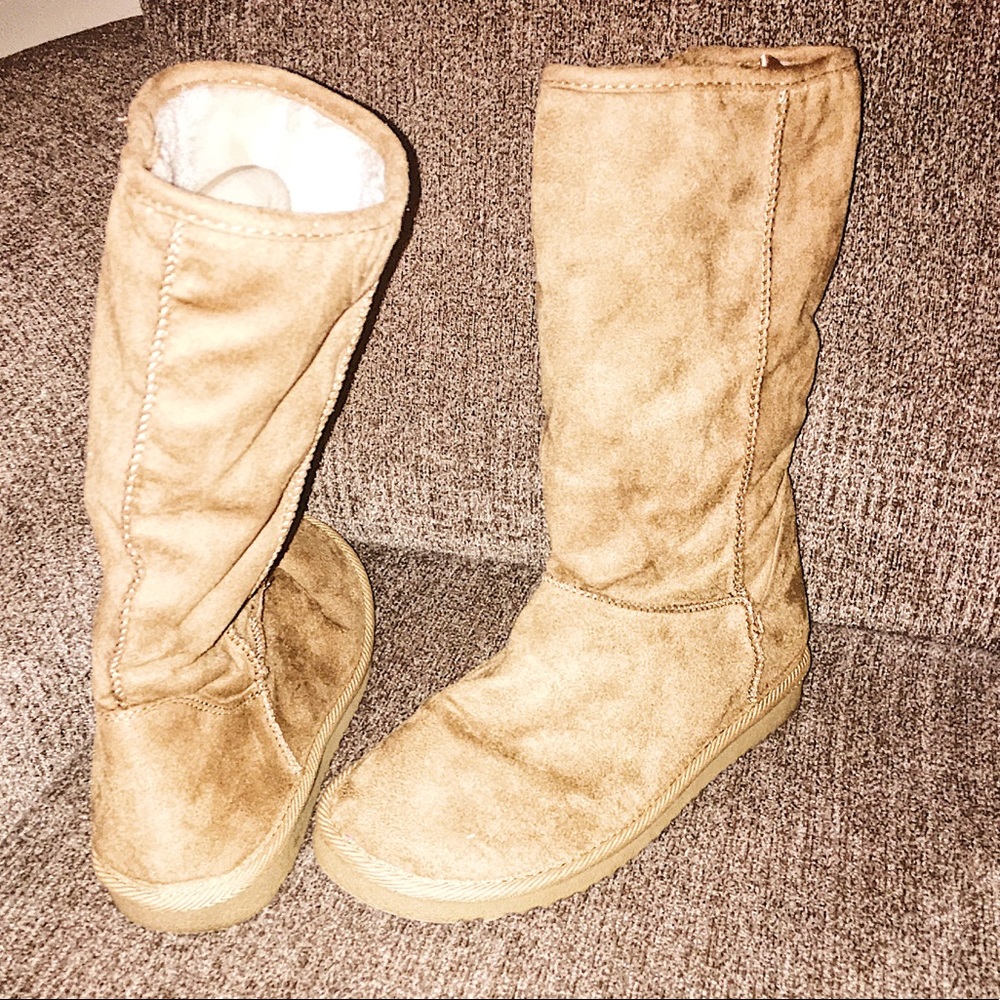 Only Worn Once! Faux Ugg Boot Look a Likes